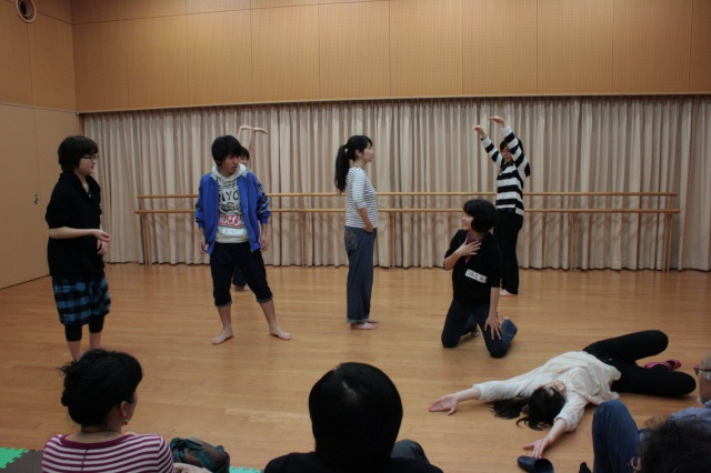 キラリふじみ・ワークショップ『 ツナがる演劇。  ～中高生の最初の一歩～』